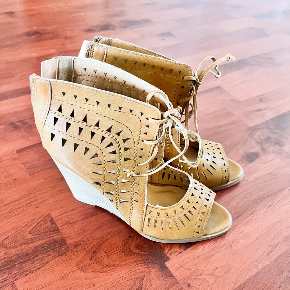 WORN ONCE! CCOCCI wedges, open toe, faux leather, front tie, 3” heel - Size 7.5